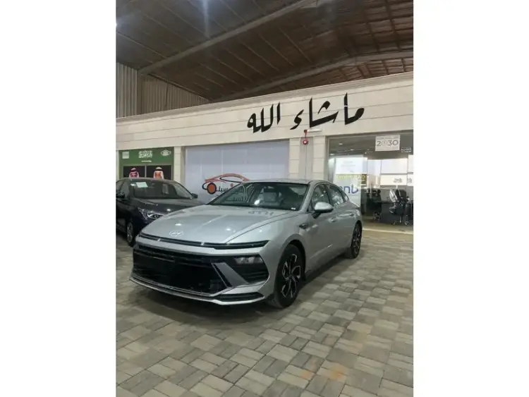 hyundai hyundai-sonata image Hyundai Sonata 2025